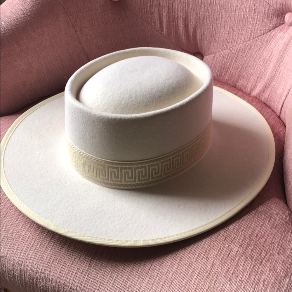 Olive & Pique “Cleo” Cream Felt Rancher Hat